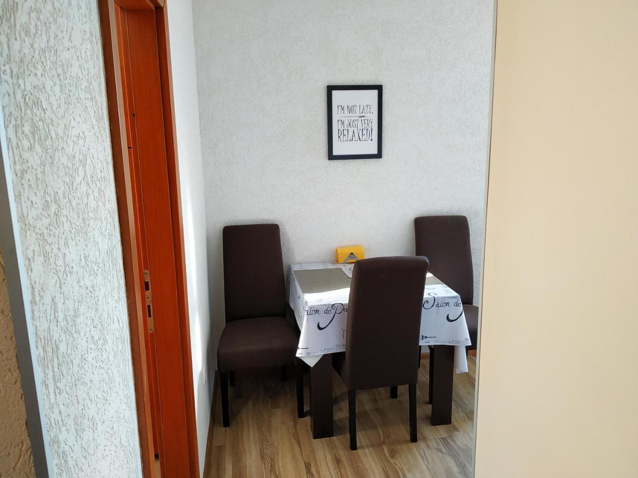 Apartment Dora Podgorica Exterior foto